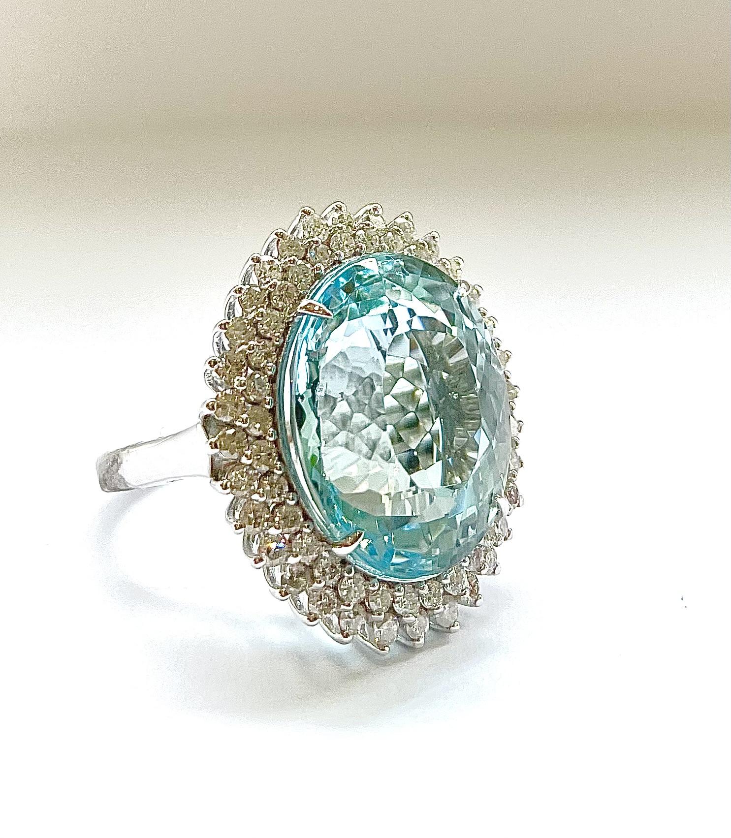 Aquamarine — 16.26ct aquamarine · 1.08ct diamond, 18ct Gold