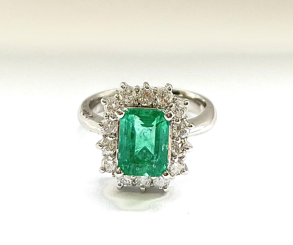 Emerald — 1.72ct emerald · 0.65ct diamond, Platinum